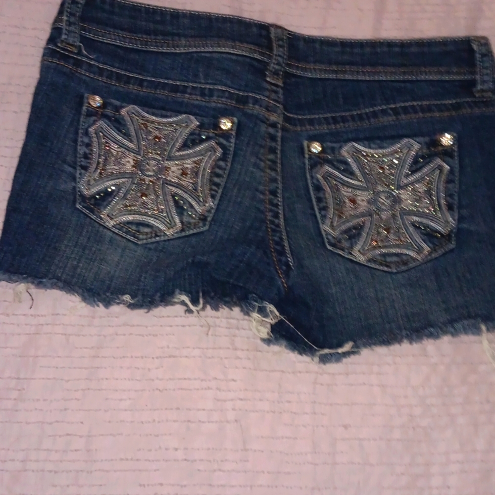 Cute cut off shorts
